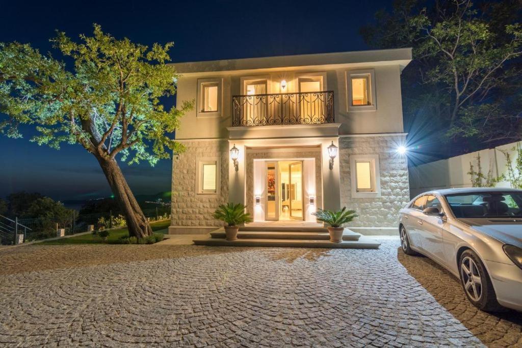 Luxury Villa Crystal Blue Свети-Стефан Экстерьер фото