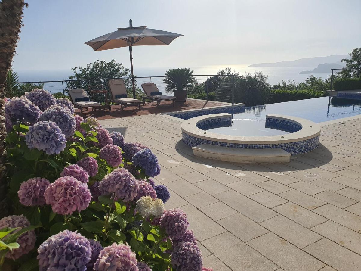 Luxury Villa Crystal Blue Свети-Стефан Экстерьер фото